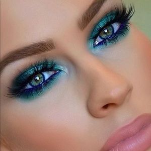 Meet your Posher, Taib